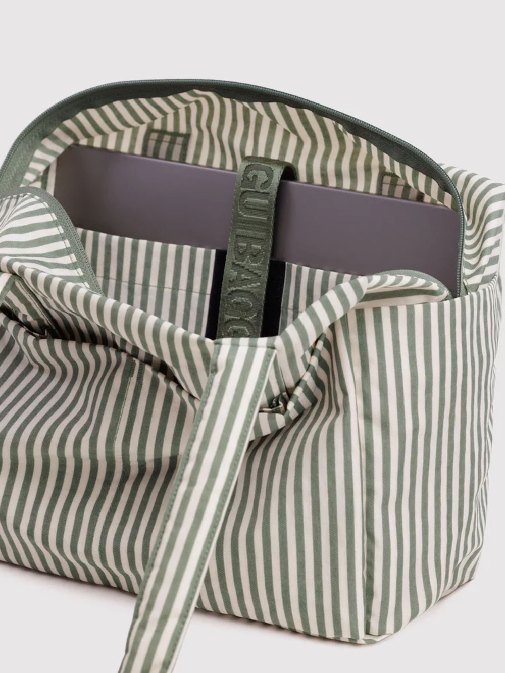 BAGGU Everyday Cloud Bag in Sage Stripe NEW WITH TAGS NWT - Picture 3 of 9
